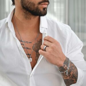 Acessórios de moda em aço inoxidável para homem da marca Twobrothers, tal como Colares Davis e Cowpens, Pulseiras Hamilton e Princetown e Anel Ohio