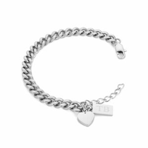 Pulseira Mabel Heart em aço inoxidável com um pendente em forma de coração para mulher, produzida pela marca portuguesa Twobrothers.